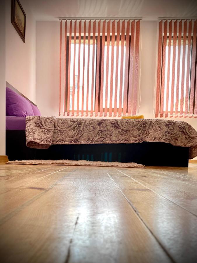 Bright Central Studio For 4 In בורגאס מראה חיצוני תמונה