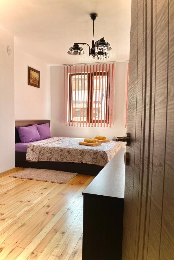 Bright Central Studio For 4 In בורגאס מראה חיצוני תמונה