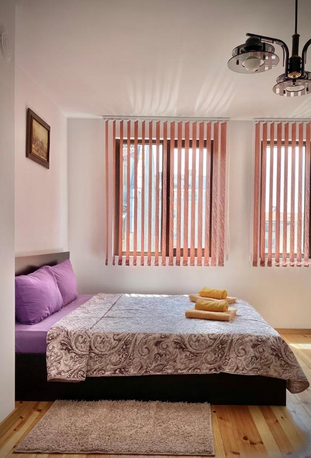 Bright Central Studio For 4 In בורגאס מראה חיצוני תמונה